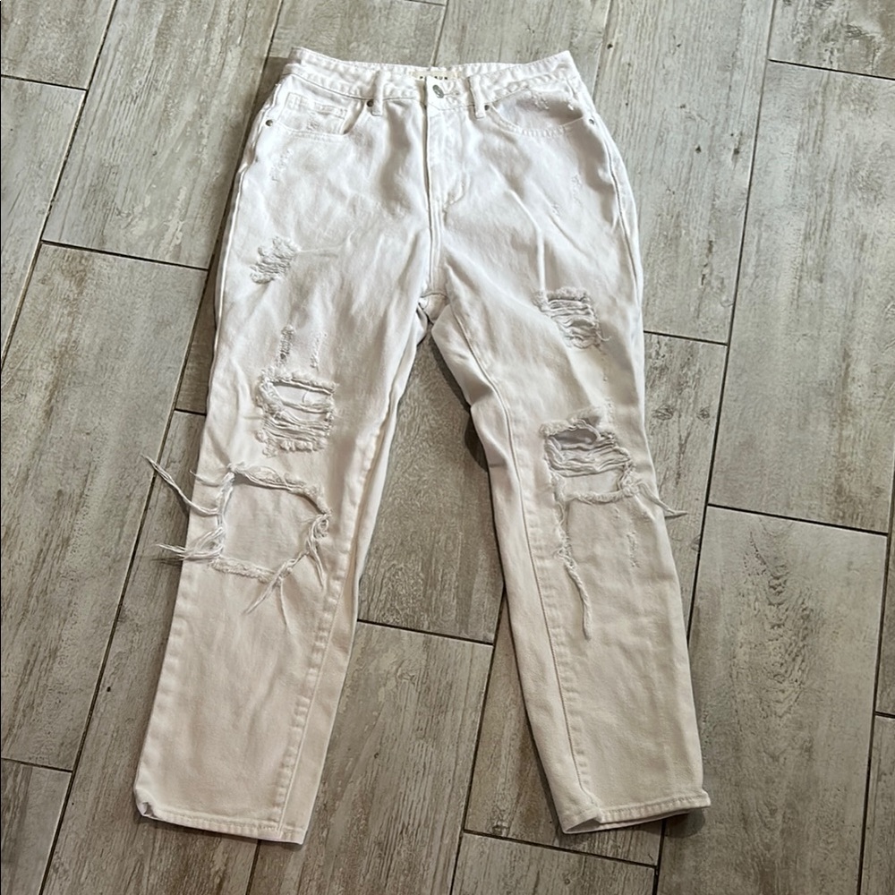 [PacSun] “Mom Jean” White Distressed Jeans - Size 26